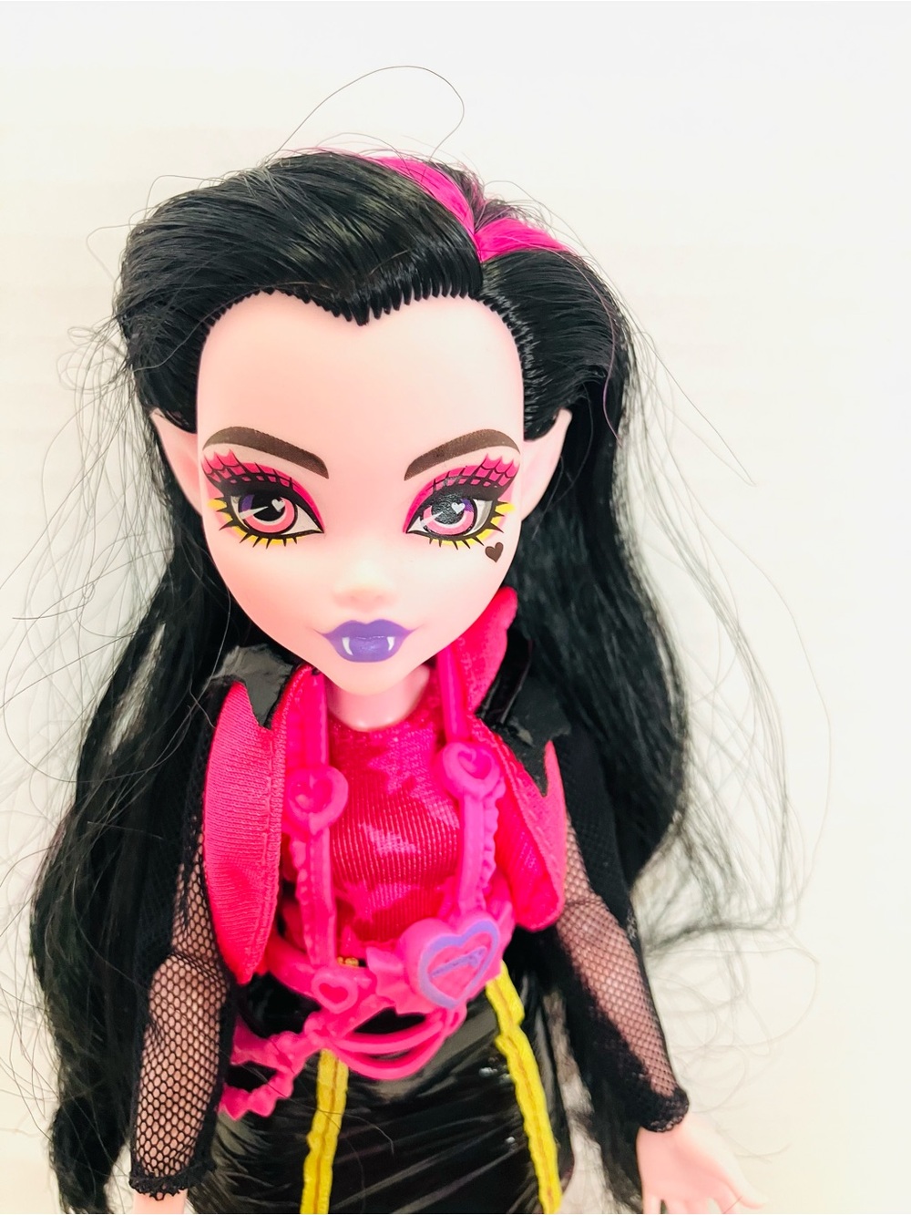 Monster High Skulltimate Secrets Draculaura Fashion Doll Incomplete Some Xtras